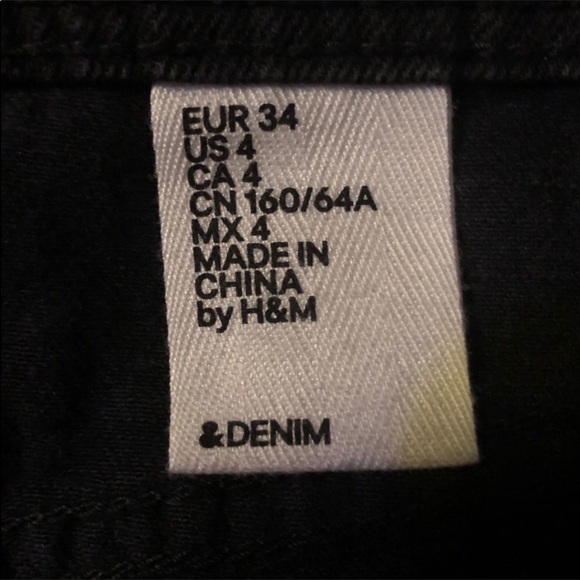 🤩H&M - Brand New with tag Short jean by H&M - Picture 4 of 4